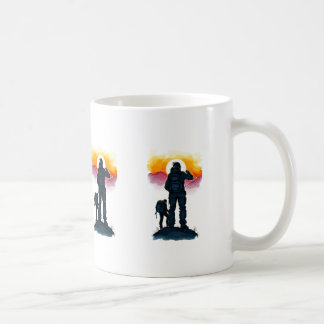 Mug randonneurs en silhouette rétroéclairés