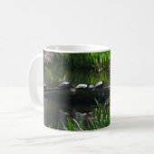 Mug Rangée de tortues Green Nature Photo (Devant gauche)