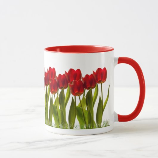Mug Rangée des tulipes lumineuses de printemps rouge (Droite)