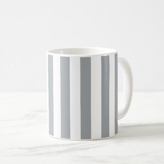 Mug rayé gris et blanc (Devant droit)