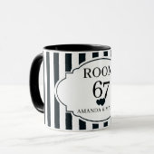 Mug Rayure verticale noire et blanche moderne personna (Devant gauche)