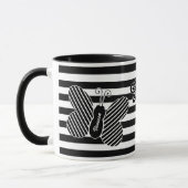 Mug Rayures noires et blanches à la mode de papillon (Gauche)