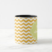 Mug rayures zigzag en chevron jaune ensoleillé vif. (Centre)