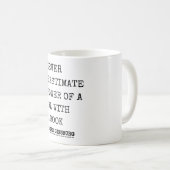 Mug RBG, Ne Sous-Estimez Jamais Le Pouvoir D'Une Fille (Devant droit)