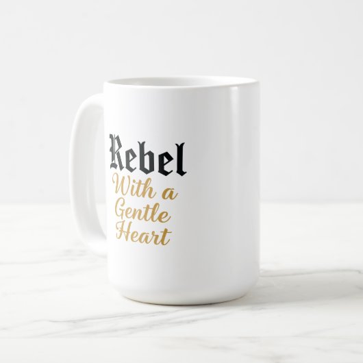 Mug Rebel avec une conception douce de la typographie  (Devant gauche)