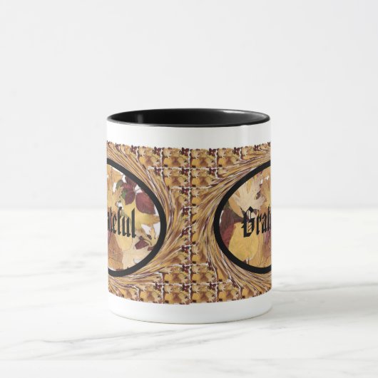 Mug Reconnaissant les feuilles d'automne dans les cadr (Centre)
