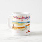 Mug Red Boat and Beach à Mundesley, Norfolk (Devant gauche)