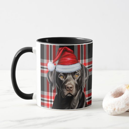 Mug Red Plaid avec Black Labrador Retriiver Noël (Avec donut)