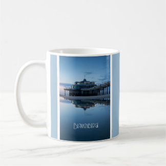 Mug Reflets de la jetée de Blankenberge à l'heure bleu
