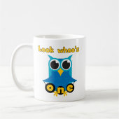 Mug Regardez les 1 t-shirts et cadeaux de Whoo (Gauche)