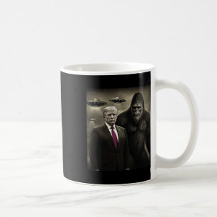 Mug Rencontre drôle de Trump Bigfoot Ufo Alien Complot