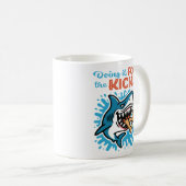 Mug Requin bleu cool pour les sensations fortes (Devant droit)