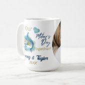 Mug Requin et bébé Notre première fête des mères ensem (Devant gauche)