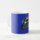 Mug Requin Ocean Unleashed – Éclaboussure audacieuse b (Devant gauche)