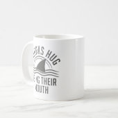 Mug Requins Enlacés En Utilisant Leur Bouche (Devant gauche)