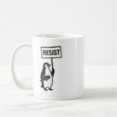 Mug Résister à l'activisme des pingouins (Gauche)