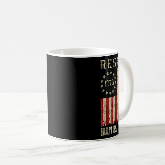 Mug Résister Mains Hands Off Protest Nous Peuple Améri (Devant droit)