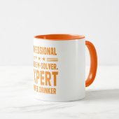 Mug Résolveur de problèmes professionnel. Expert en bu (Devant droit)