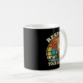 Mug Respect Your Elders Retro Gaming Funny Controller (Devant droit)