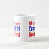 Mug Restaurer l'Amérique d'abord Trump 2024 moitié (Centre)
