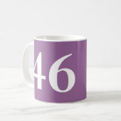 Mug Restez calme c'est seulement un numéro 46ème Anniv (Devant gauche)