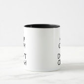 Mug Restez calme et ne pas écraser un drone amusant (Centre)