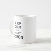 Mug Restez calme et visitez Lisbonne (Devant gauche)