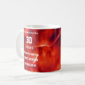 Mug Retraite de l'année de flamme de pommier (Devant gauche)