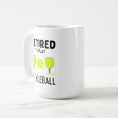 Mug Retraité pour jouer Pickleball Paddles et Ball (Devant gauche)
