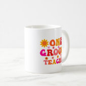 Mug Retro 70s One Groovy Teacher (Devant droit)