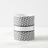 Mug Rétro blanc et noir, Motif des vagues diagonales (Centre)