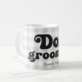 Mug Retro Dog Groomer sur Buffalo vérifier le nom pers (Devant gauche)