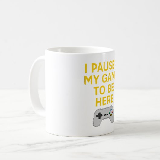 Mug Retro Gaming Pixel Art Design" (Devant gauche)