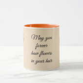 Mug Retro Girl avec des fleurs dans ses cheveux (Centre)