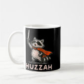 Mug Retro Huzzah Raccoon Knight Funny Sword Meme Quote (Gauche)