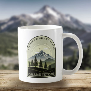 Mug Retro Mountain Vacances en famille Green ID1136