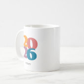 Mug Retro Vibes Graduation Class de 2025 (Devant gauche)