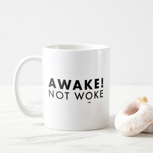 Mug Réveillez-vous ! Boug classique LOGO Not Woke™ (Avec donut)
