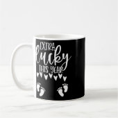 Mug Révélation de grossesse gémellaire St Patricks Day (Gauche)