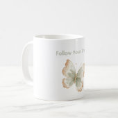 Mug Rêves de papillon vert crème bronzage blanc (Devant gauche)