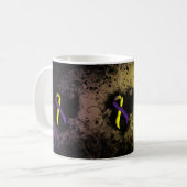 Mug Ribbon de sensibilisation au pourpre et au jaune G (Devant gauche)