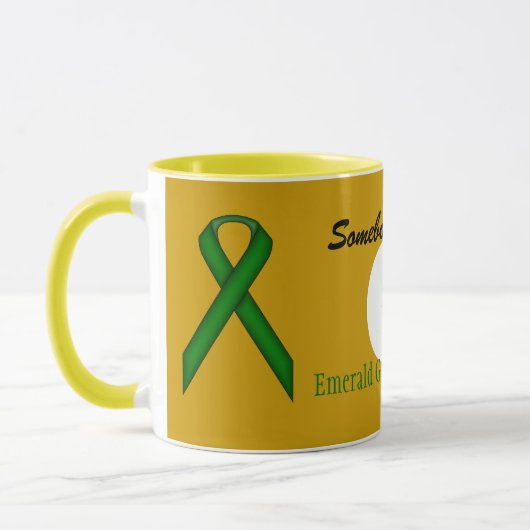 Mug Ribbon Emerald Green Stand Tmpl par Kenneth Yoncic (Gauche)