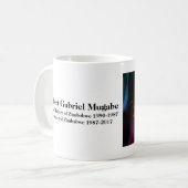 Mug Robert G. Mugabe, président du Zimbabwe (Devant gauche)