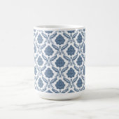 Mug Rococo Damassé Petit Motif Bleu sur Blanc (Centre)