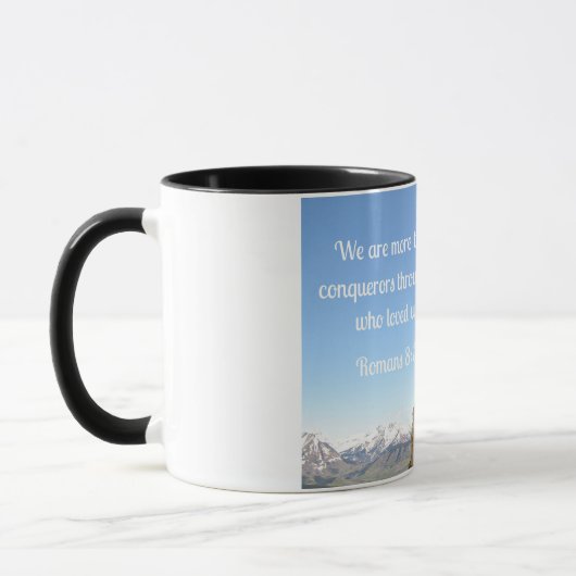 Mug Romains 8:37 Nous sommes plus que des conquérants (Gauche)