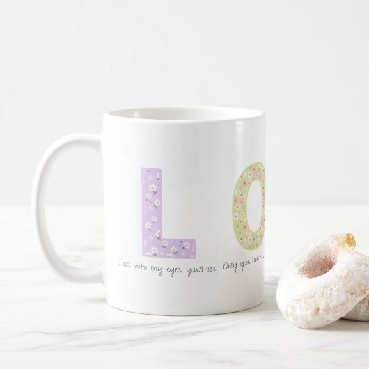 Mug Romantic Floral LOVE Initial Acrostic Design (Avec donut)