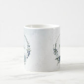 Mug romantique blanc poussiéreux et bleu marine floral (Centre)