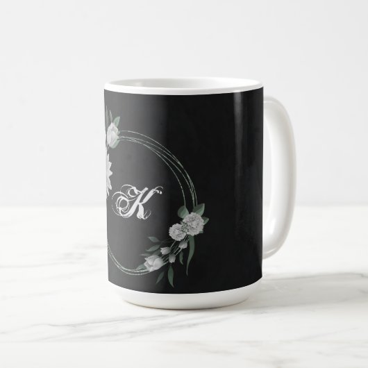 Mug romantique fleurs blanches verdure noir (Devant droit)