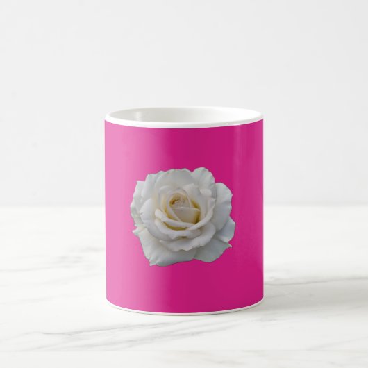 Mug Rose blanche sur Arrière - plan rose (Centre)