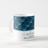 Mug Rose Floral Bleu BIENVENUE À NOTRE MAISON Invité (Devant gauche)